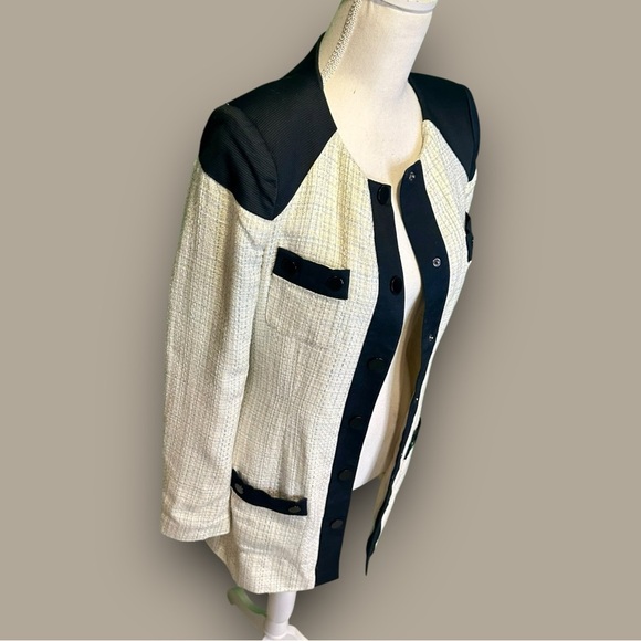 BCBG Paris White & Blue Tweed Oxford Long-Length Snap-Up Pocketed Jacket Size 0 - Picture 11 of 13